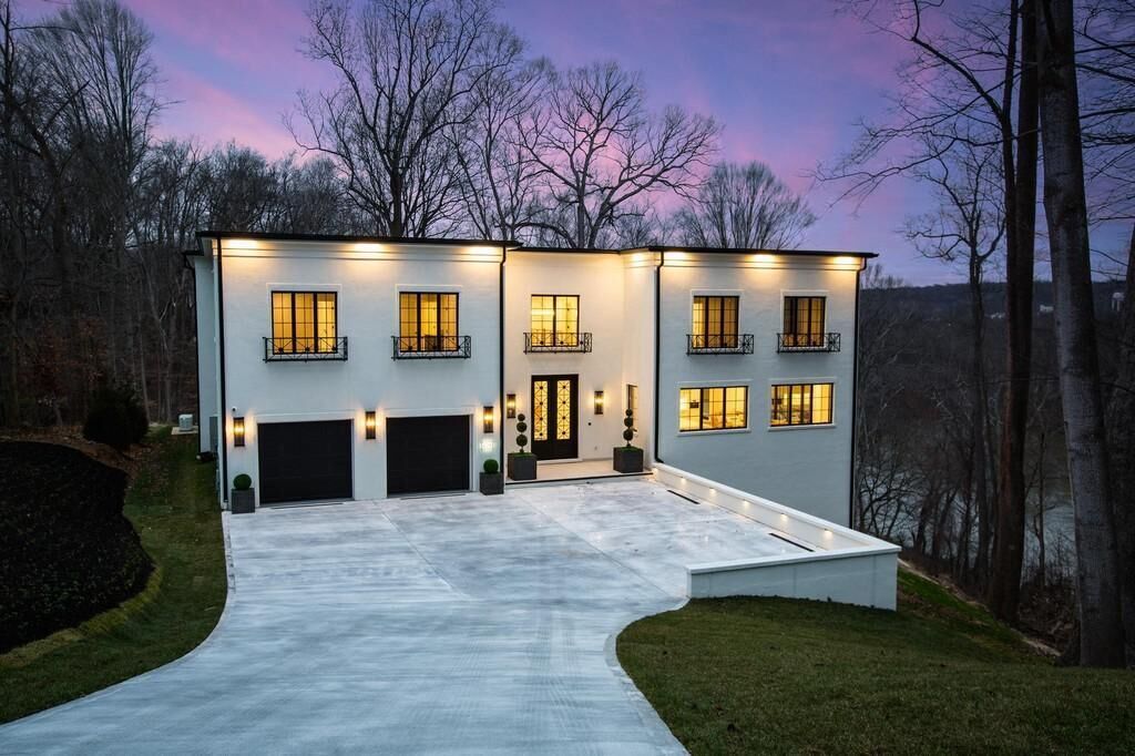 #16. 620 Rivercrest Dr, McLean